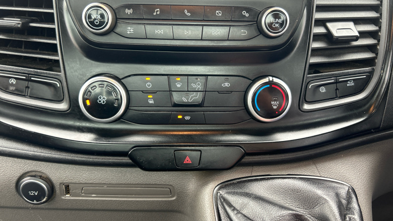 Ford Transit 350 L2 Diesel Fwd 2.0 EcoBlue 130ps Leader Tipper [1 Way]